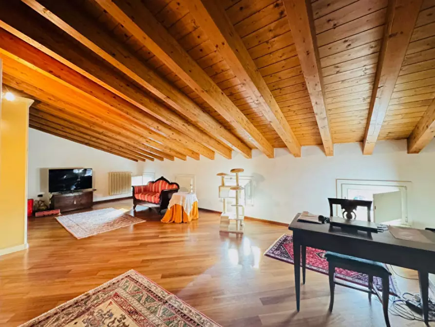 Immagine 35 di Casa trifamiliare in vendita  a Castel Goffredo