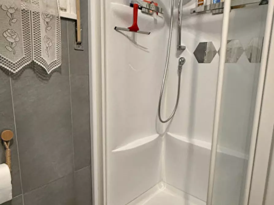 Immagine 13 di Appartamento in vendita  in via Zara a Padova