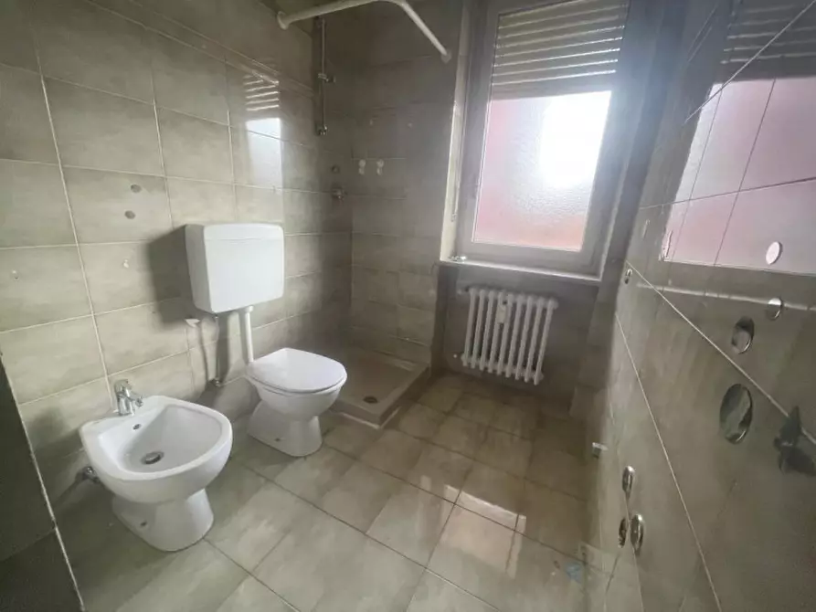 Immagine 22 di Appartamento in vendita  in Corso Galileo Ferraris 4 a Chivasso