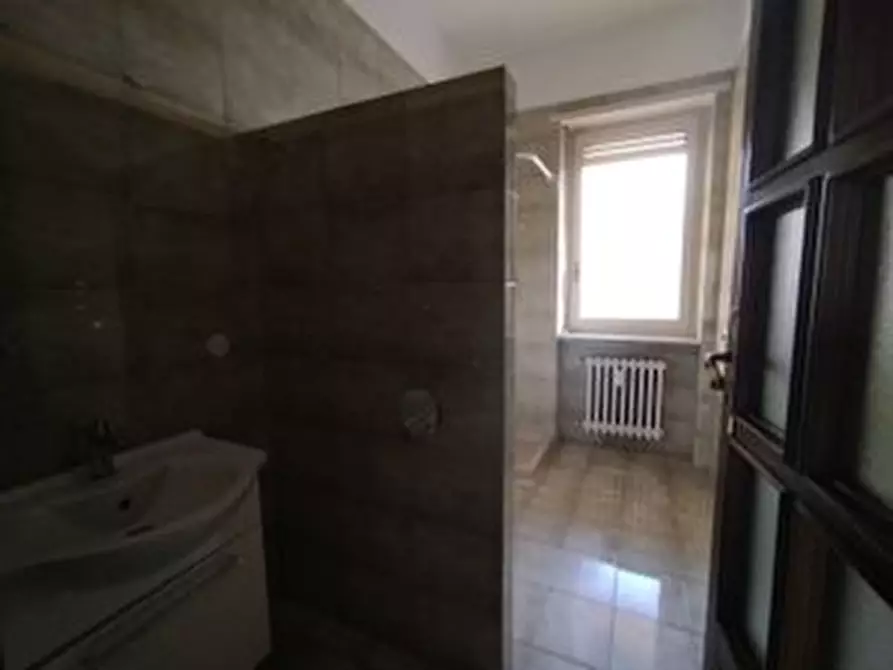 Immagine 33 di Appartamento in vendita  in Corso Galileo Ferraris 4 a Chivasso