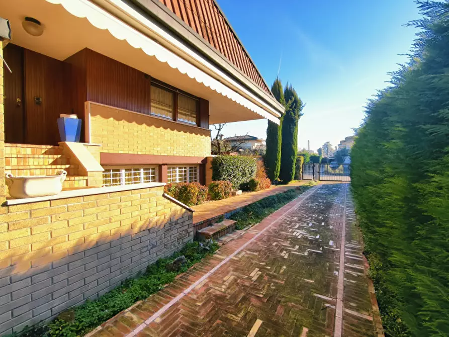 Immagine 6 di Casa bifamiliare in vendita  in via Verdi a Montegrotto Terme