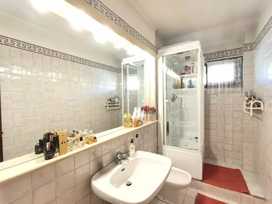 Immagine 22 di Casa bifamiliare in vendita  in via Verdi a Montegrotto Terme