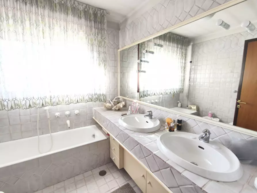 Immagine 25 di Casa bifamiliare in vendita  in via Verdi a Montegrotto Terme