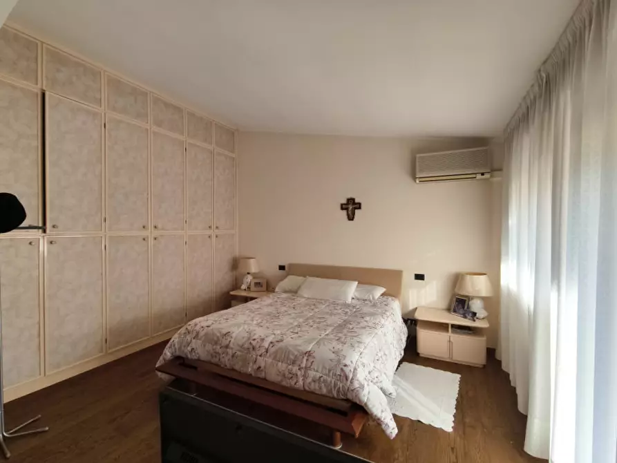 Immagine 28 di Casa bifamiliare in vendita  in via Verdi a Montegrotto Terme