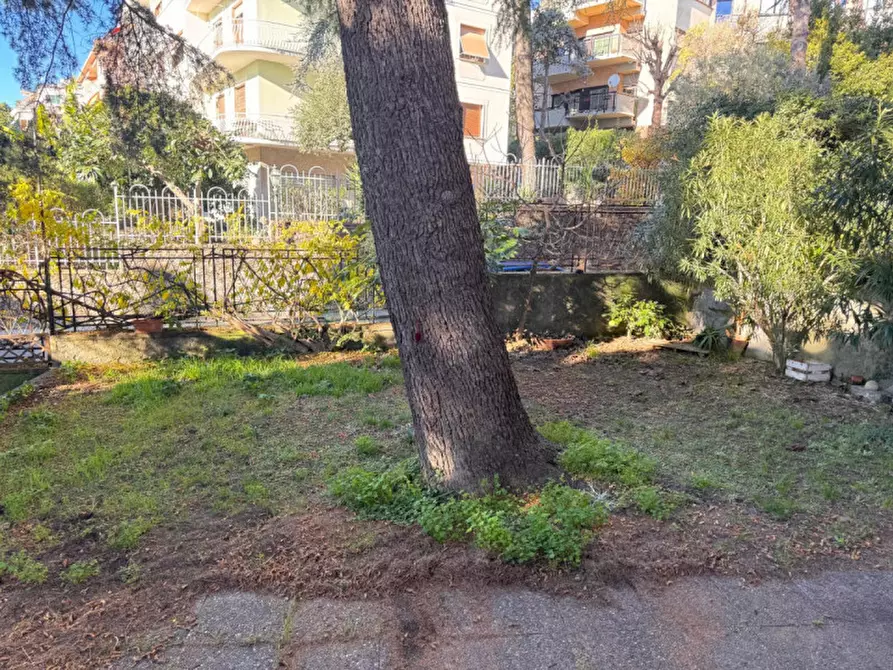 Immagine 2 di Appartamento in vendita  in viale arezzo a Genova