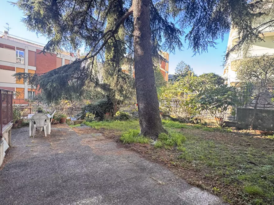 Immagine 21 di Appartamento in vendita  in viale arezzo a Genova