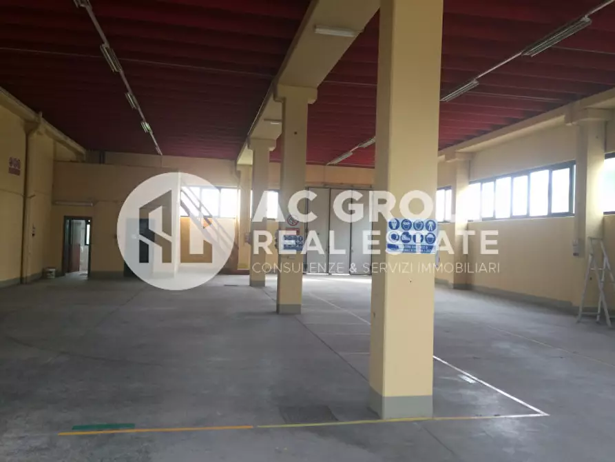 Immagine 3 di Capannone industriale in affitto  in Via I Maggio a Origgio