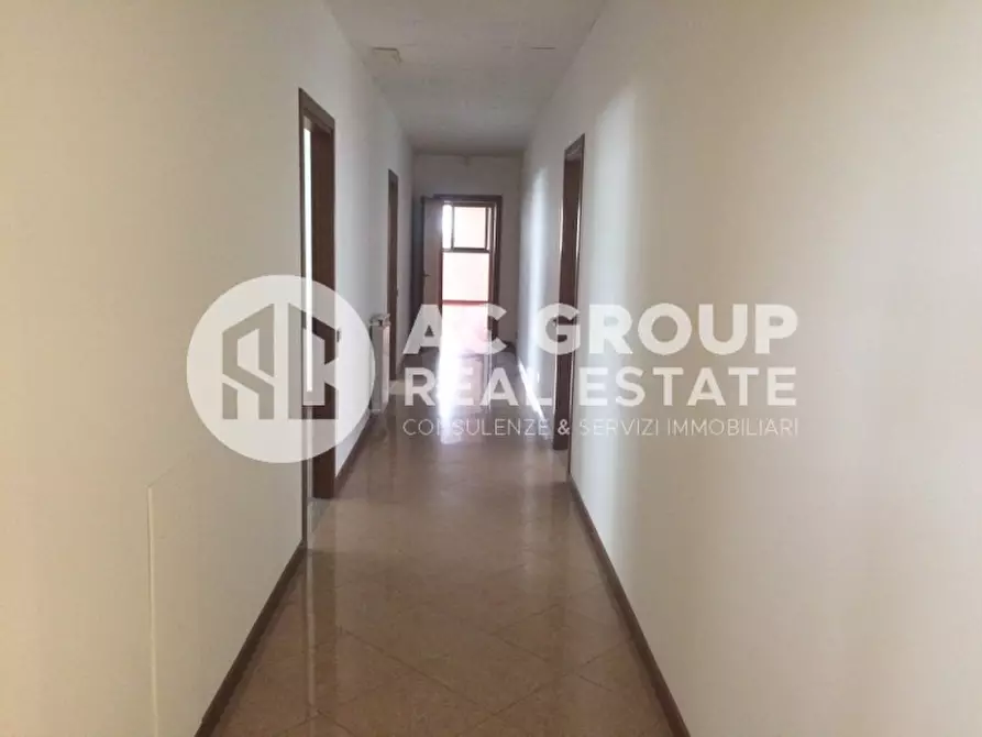 Immagine 5 di Capannone industriale in affitto  in Via I Maggio a Origgio