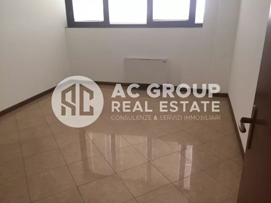 Immagine 10 di Capannone industriale in affitto  in Via I Maggio a Origgio