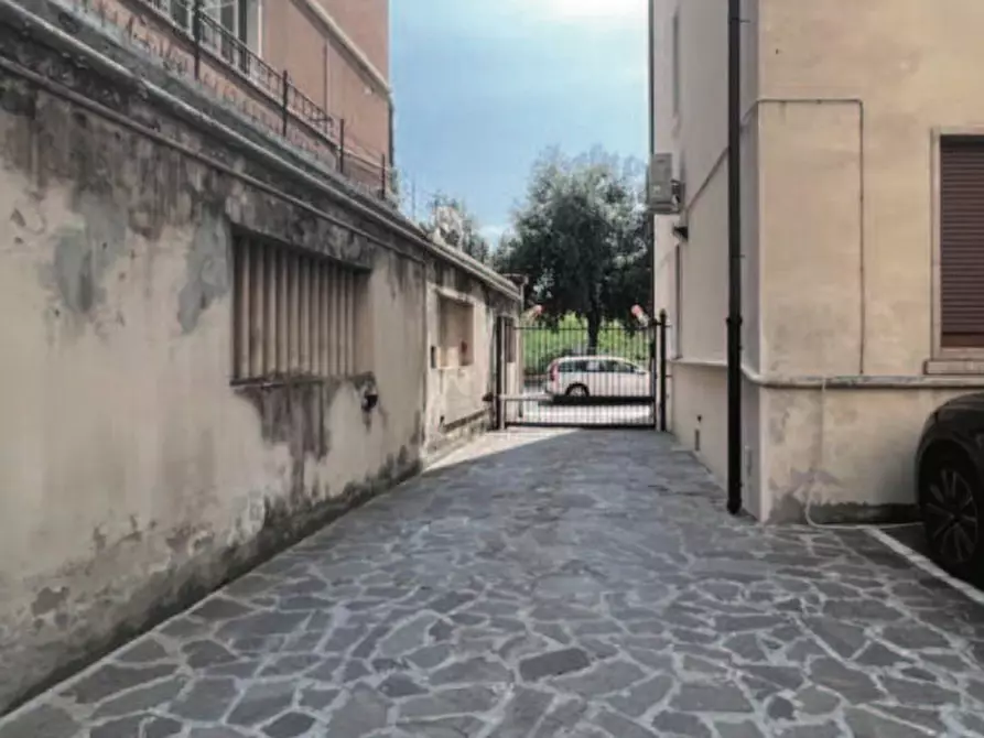 Immagine 4 di Appartamento in vendita  in CORSO PORTA NUOVA 133 a Verona