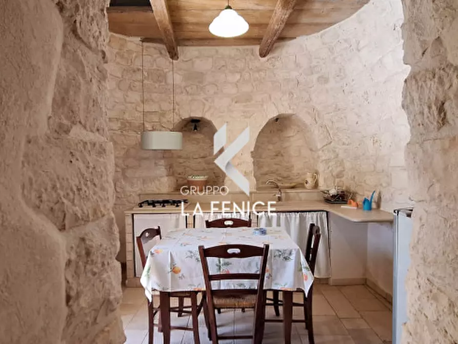 Immagine 76 di Rustico / casale in vendita  in c.da canonica a Locorotondo