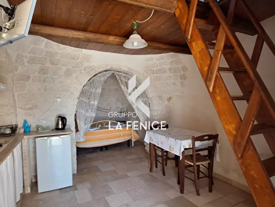 Immagine 78 di Rustico / casale in vendita  in c.da canonica a Locorotondo