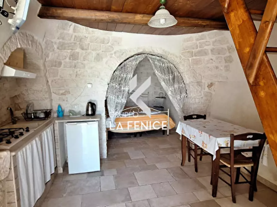 Immagine 79 di Rustico / casale in vendita  in c.da canonica a Locorotondo
