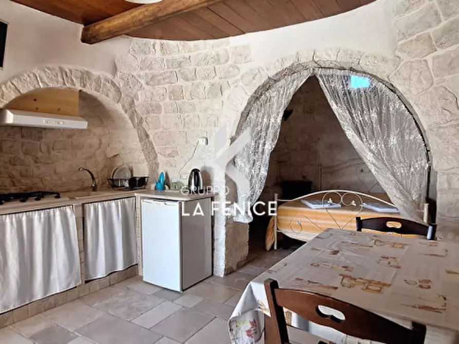 Immagine 84 di Rustico / casale in vendita  in c.da canonica a Locorotondo