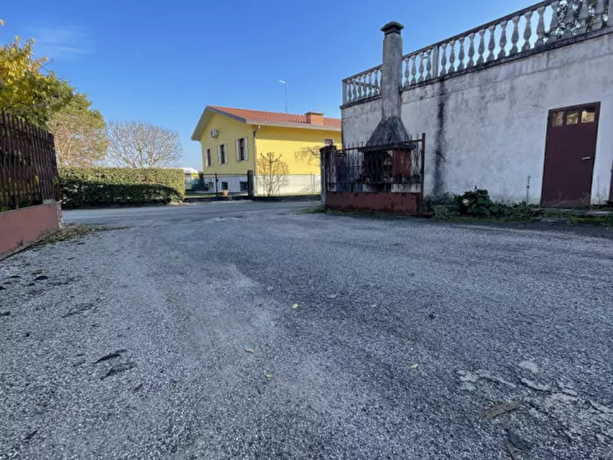 Immagine 33 di Villetta a schiera in vendita  in via maestra 176 a Cordenons