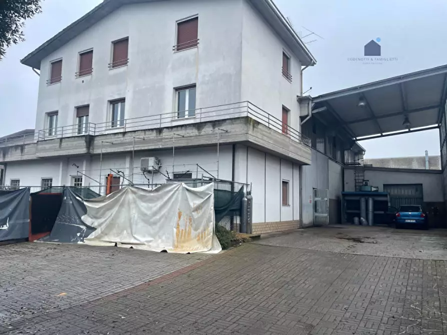Immagine 1 di Laboratorio in affitto  a Calcinato