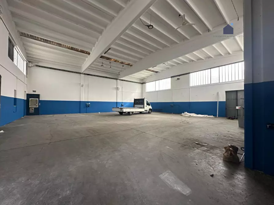 Immagine 2 di Capannone industriale in affitto  in Via Gavardina Di Sopra 6 a Calcinato