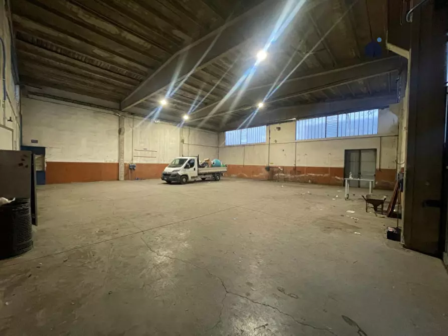 Immagine 6 di Laboratorio in affitto  a Calcinato