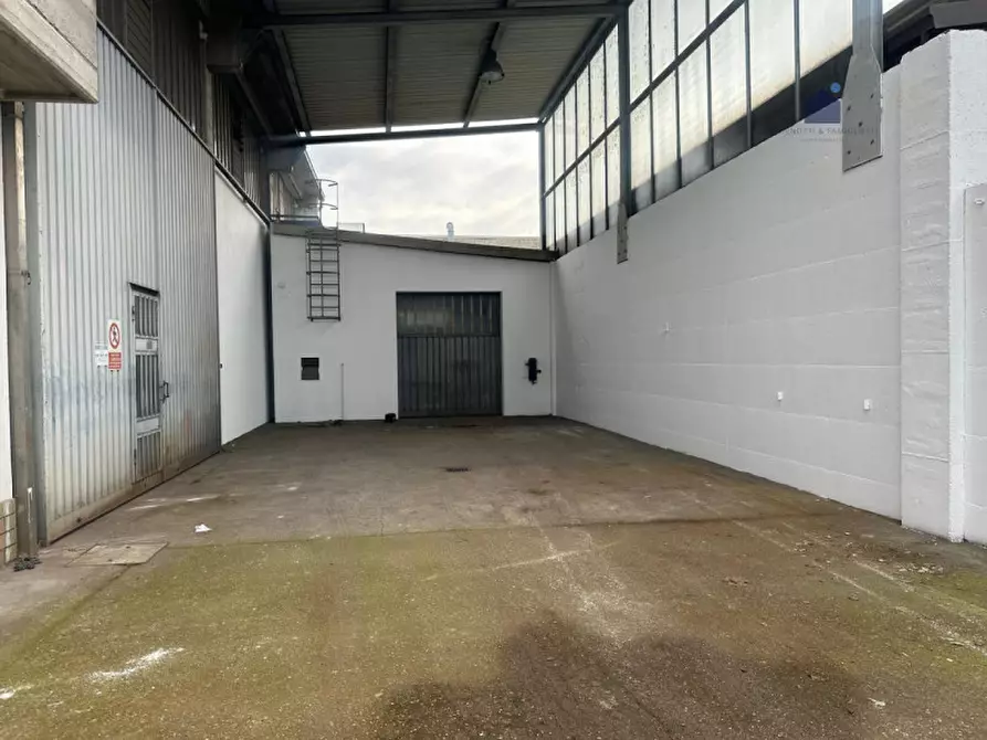 Immagine 17 di Capannone industriale in affitto  in Via Gavardina Di Sopra 6 a Calcinato