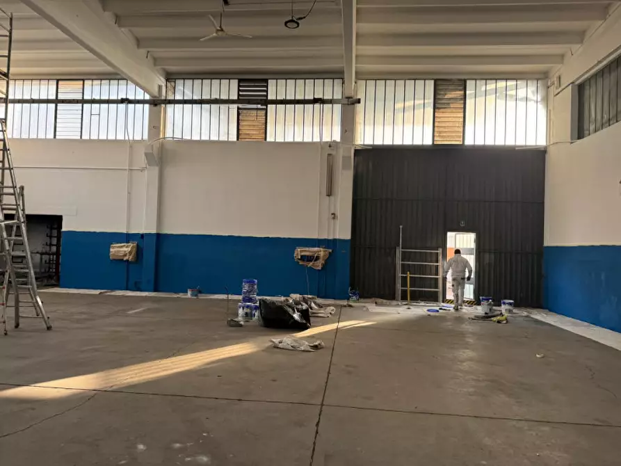 Immagine 1 di Capannone industriale in affitto  in Via Gavardina Di Sopra 6 a Calcinato