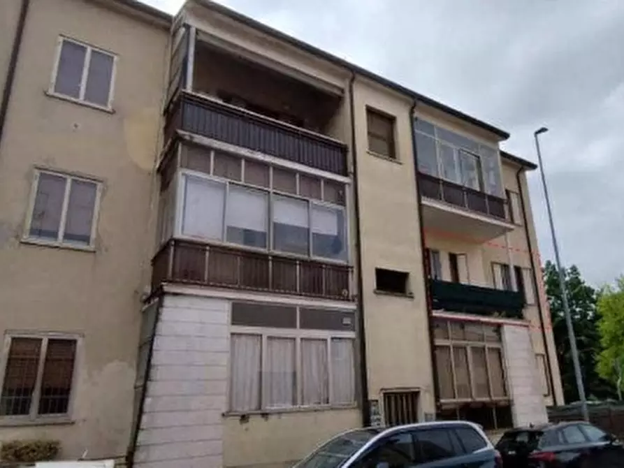 Immagine 2 di Appartamento in vendita  in VIA NINO BIXIO 30 a Legnago