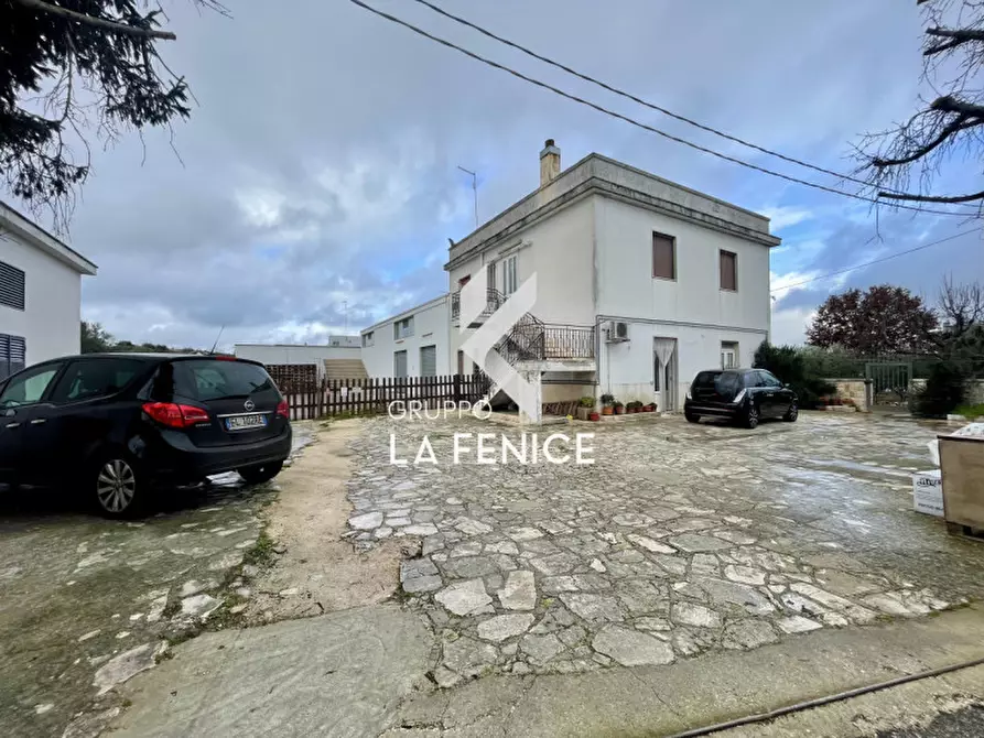 Immagine 1 di Appartamento in vendita  in Via Carlo III di Borbone a Locorotondo