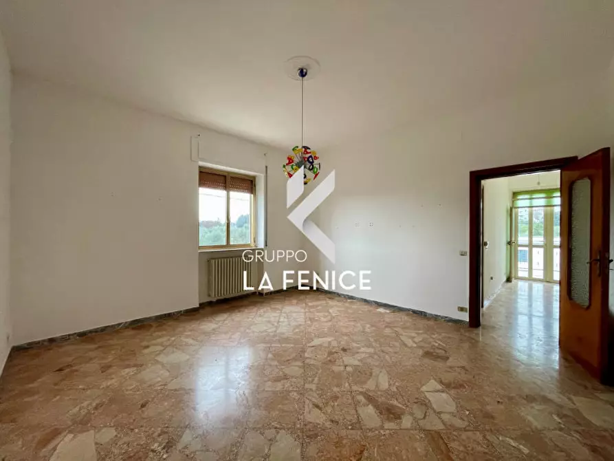 Immagine 21 di Appartamento in vendita  in Via Carlo III di Borbone a Locorotondo