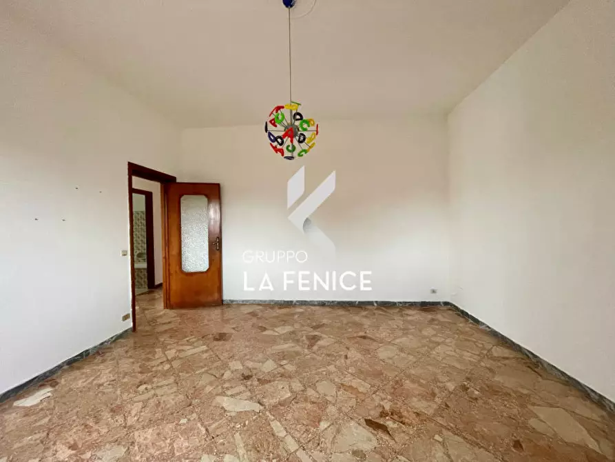 Immagine 24 di Appartamento in vendita  in Via Carlo III di Borbone a Locorotondo