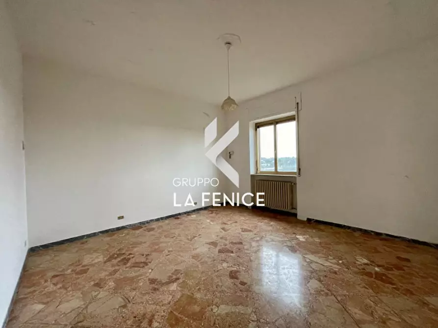 Immagine 27 di Appartamento in vendita  in Via Carlo III di Borbone a Locorotondo