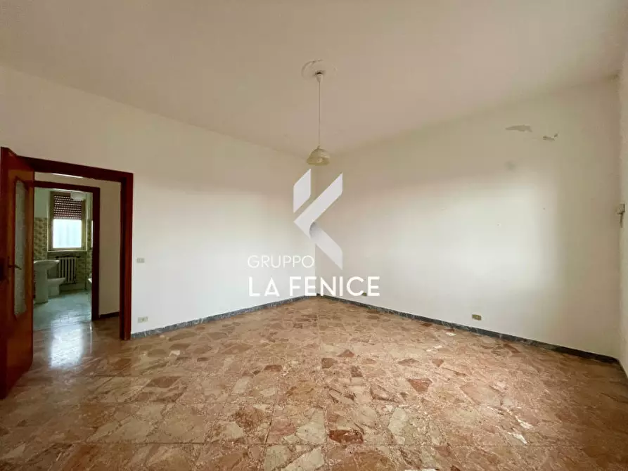 Immagine 33 di Appartamento in vendita  in Via Carlo III di Borbone a Locorotondo