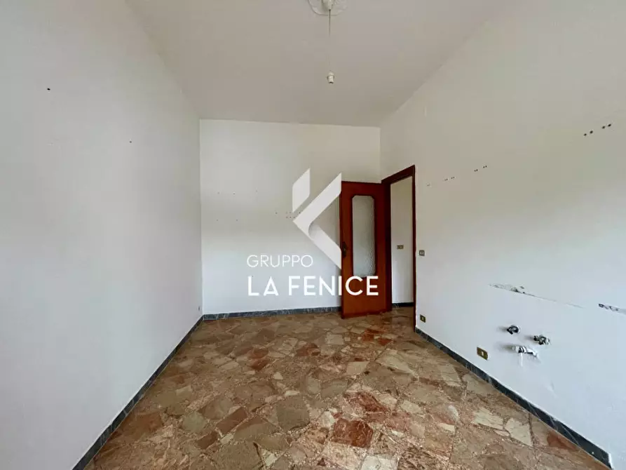 Immagine 39 di Appartamento in vendita  in Via Carlo III di Borbone a Locorotondo