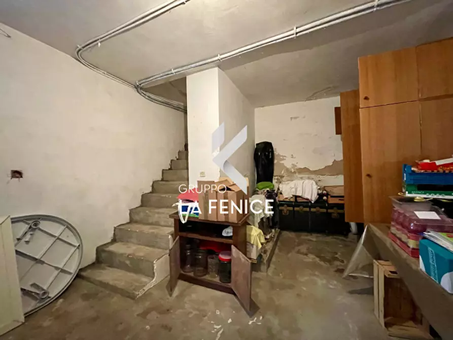 Immagine 56 di Appartamento in vendita  in Via Carlo III di Borbone a Locorotondo