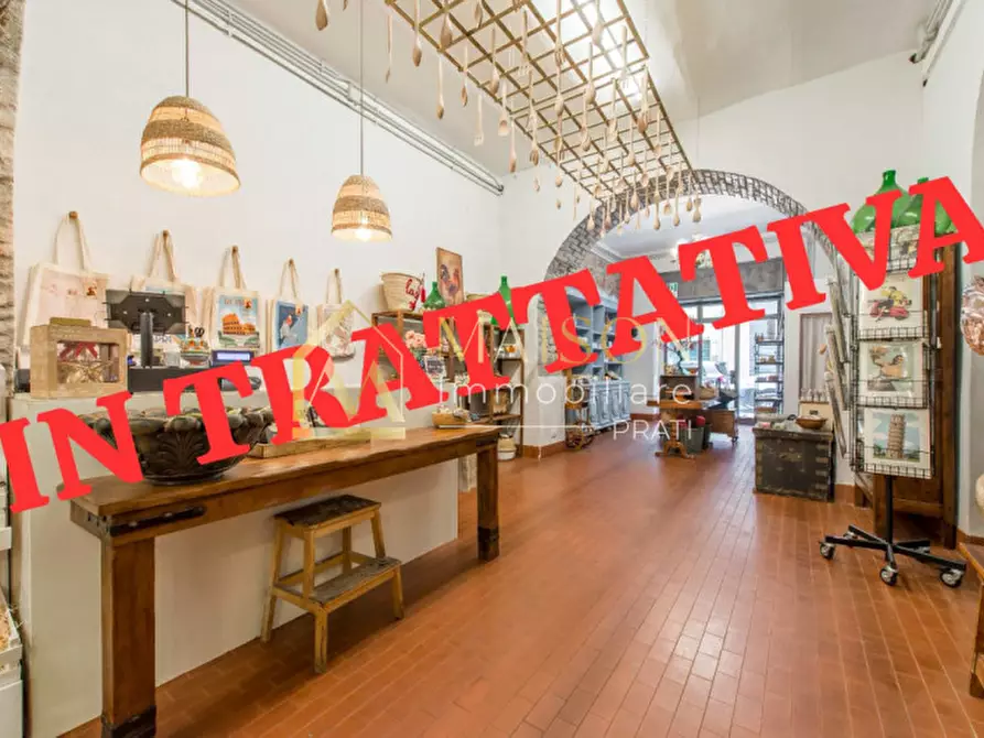 Immagine 1 di Negozio in vendita  in Borgo Vittorio a Roma