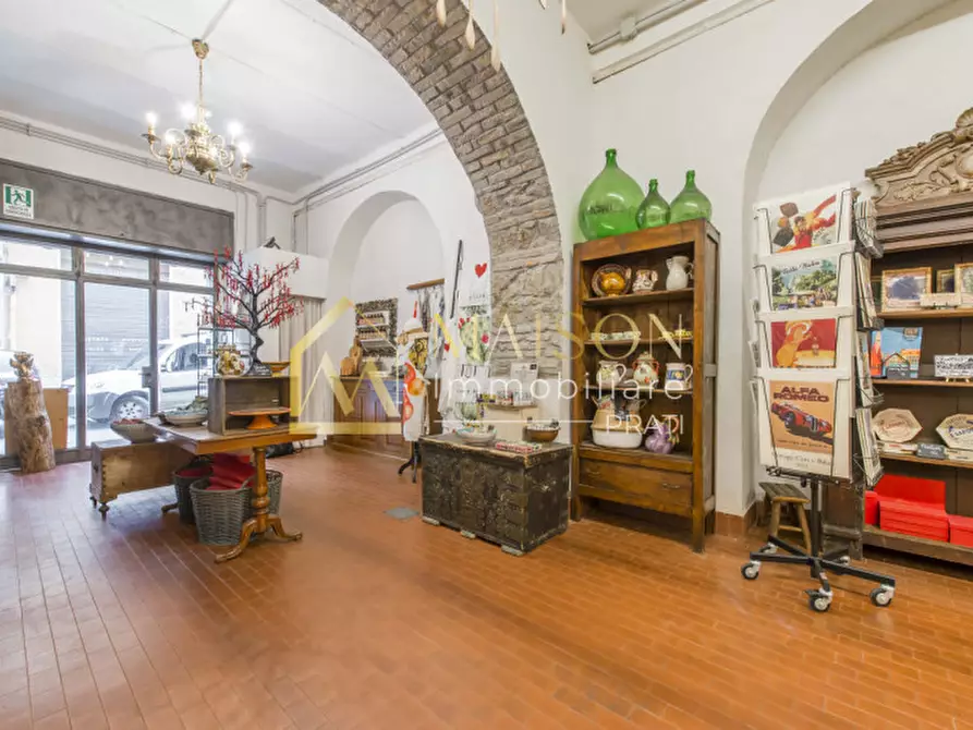 Immagine 5 di Negozio in vendita  in Borgo Vittorio a Roma
