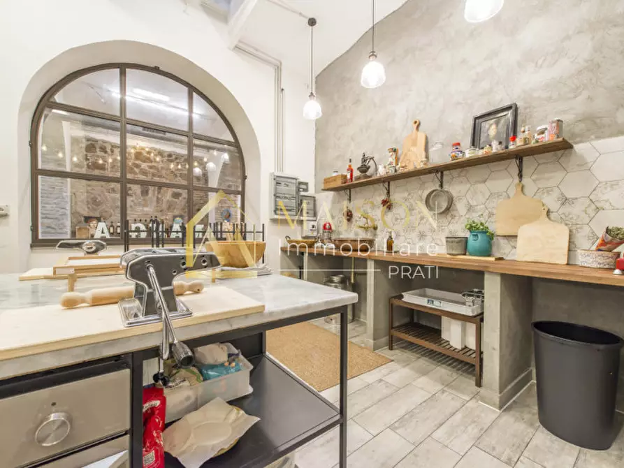 Immagine 8 di Negozio in vendita  in Borgo Vittorio a Roma