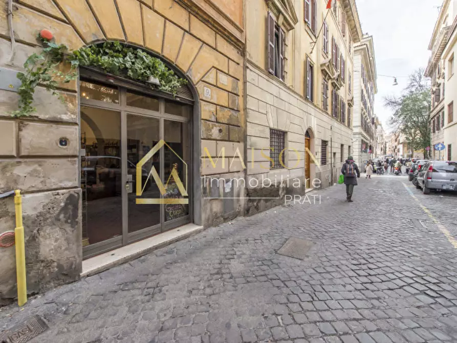 Immagine 21 di Negozio in vendita  in Borgo Vittorio a Roma