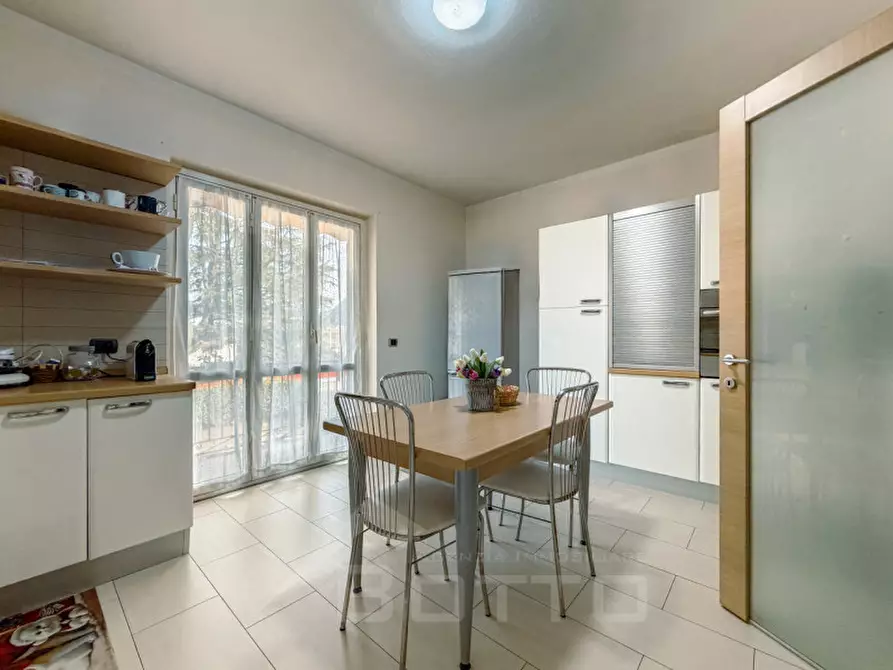 Immagine 5 di Villa in vendita  in via cirla 22 a Gravellona Toce