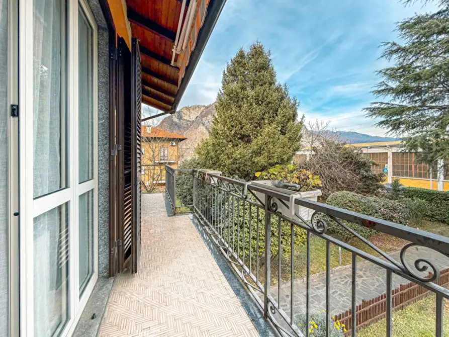 Immagine 7 di Villa in vendita  in via cirla 22 a Gravellona Toce