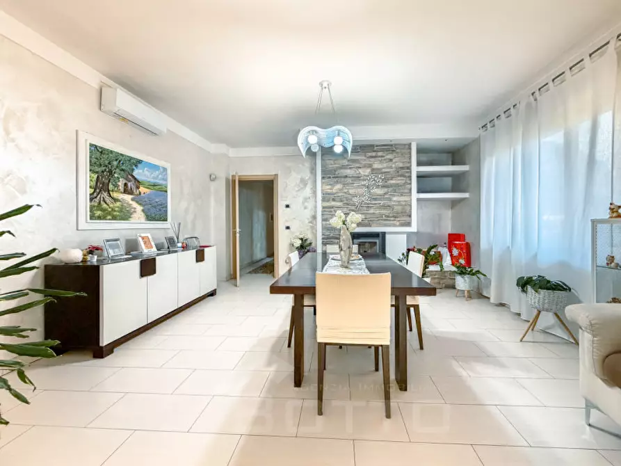 Immagine 14 di Villa in vendita  in via cirla 22 a Gravellona Toce