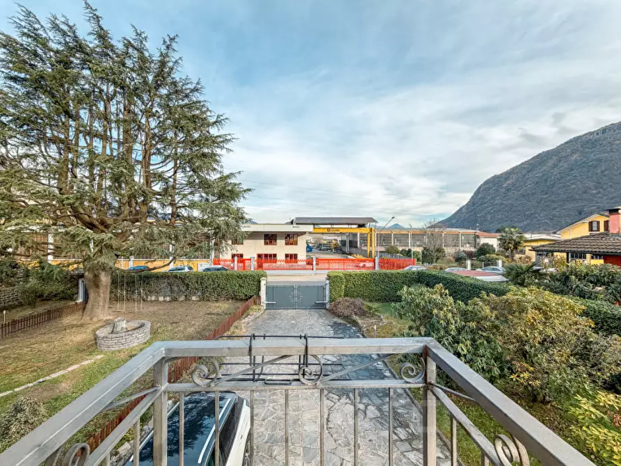 Immagine 21 di Villa in vendita  in via cirla 22 a Gravellona Toce