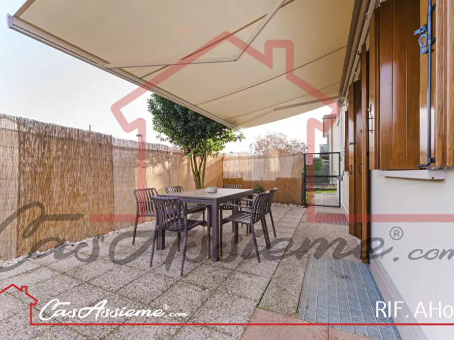 Immagine 2 di Appartamento in vendita  a Loria