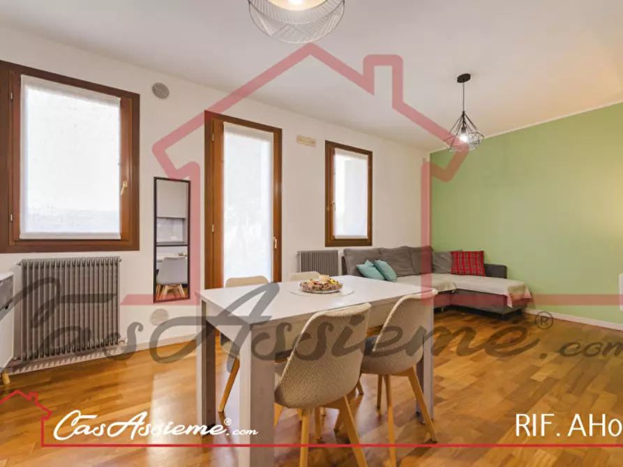 Immagine 11 di Appartamento in vendita  a Loria