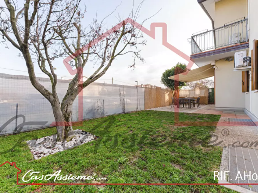 Immagine 14 di Appartamento in vendita  a Loria