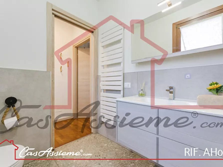 Immagine 30 di Appartamento in vendita  a Loria