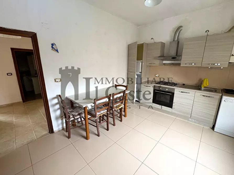 Immagine 3 di Appartamento in vendita  in Via t.c. Fioretti a Castiglione Del Lago