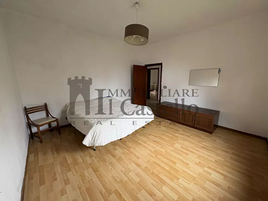 Immagine 10 di Appartamento in vendita  in Via t.c. Fioretti a Castiglione Del Lago