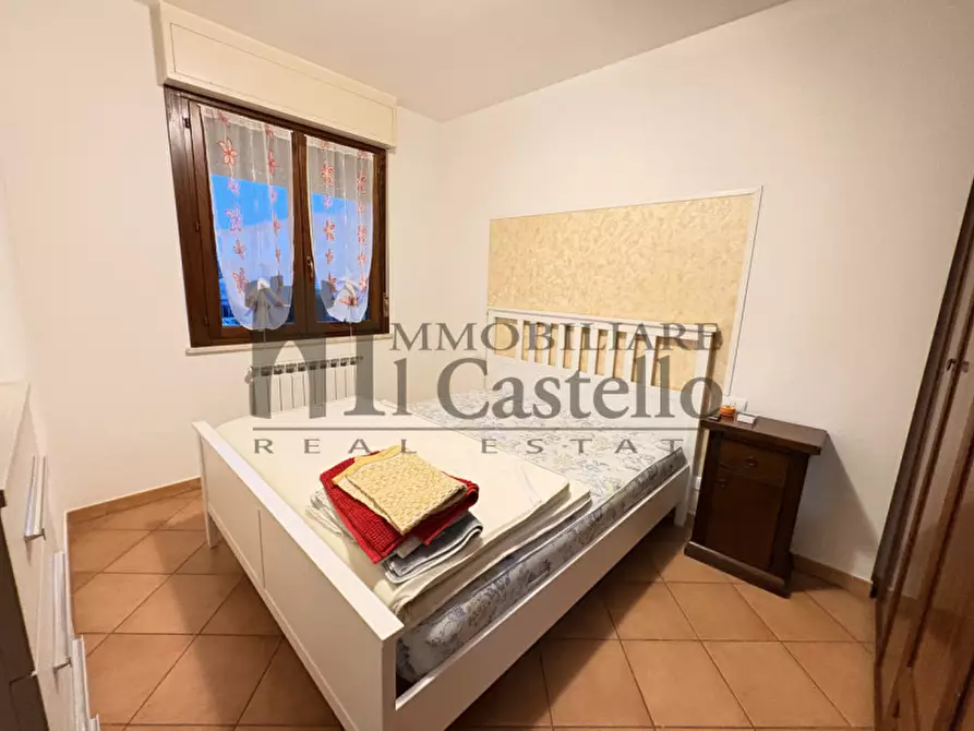 Immagine 7 di Casa quadrifamiliare in vendita  in Via Goffredo Mameli a Castiglione Del Lago