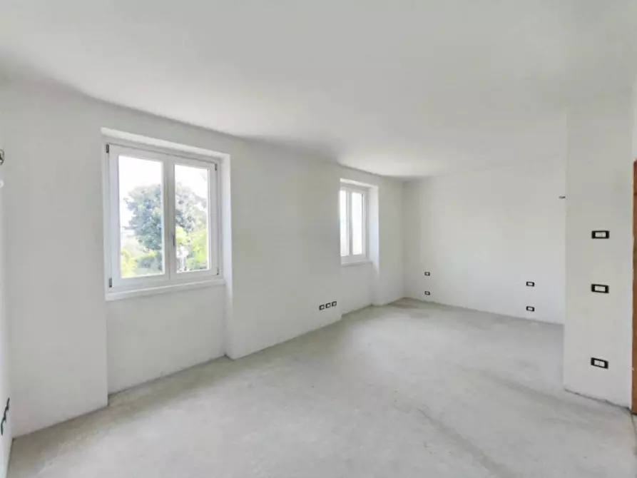 Immagine 7 di Villa in vendita  in Via Regia Antica a Lonato del Garda