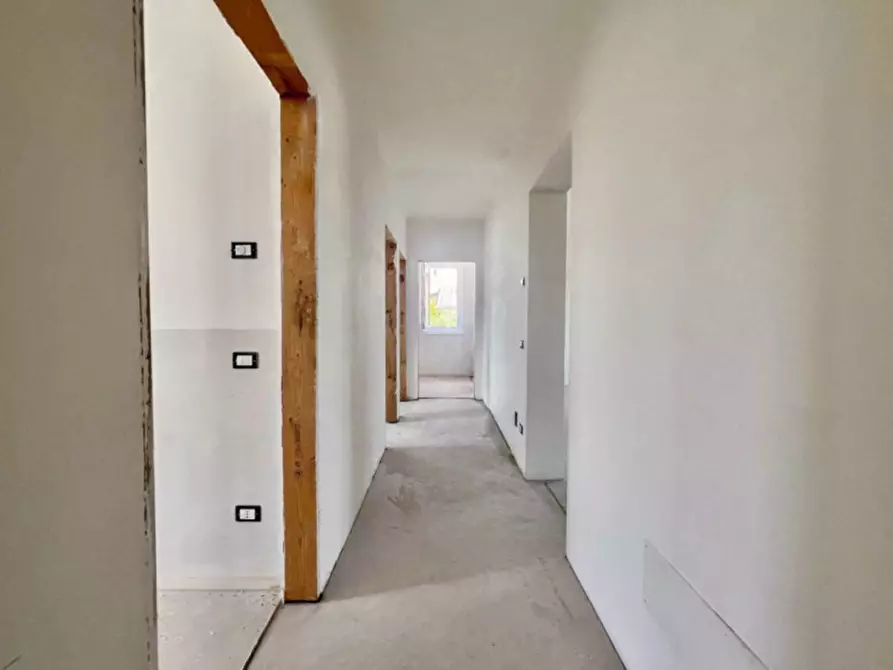 Immagine 13 di Villa in vendita  in Via Regia Antica a Lonato del Garda