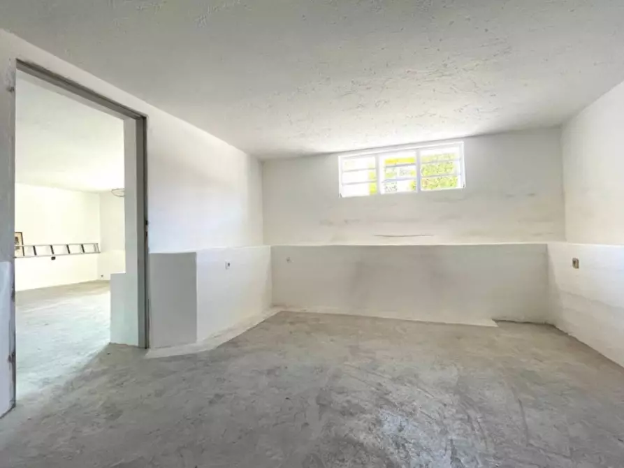 Immagine 21 di Villa in vendita  in Via Regia Antica a Lonato del Garda